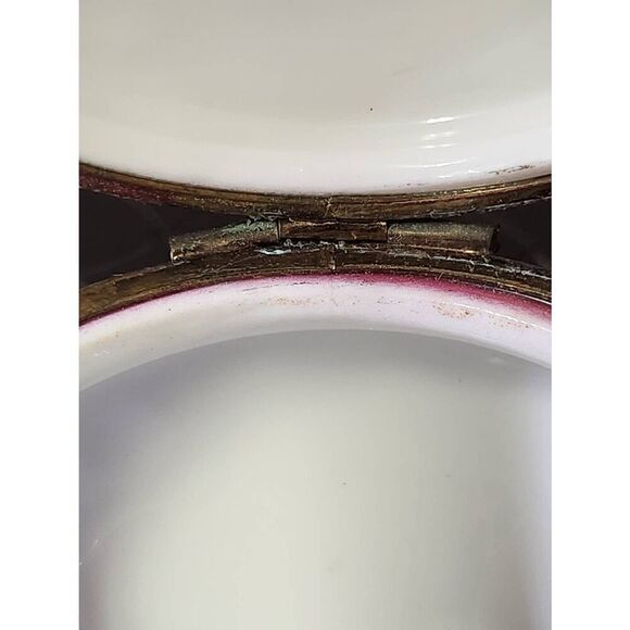 Vintage Limoges Porcelain Footed Trinket Box - Picture 6 of 8